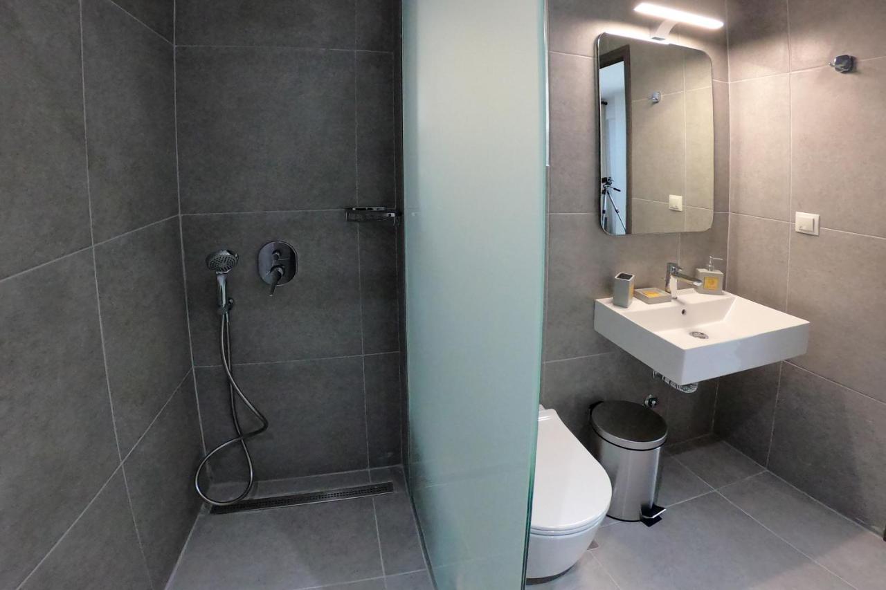 Sea View Apartment Grek Nea 3 Nea Roda Exterior photo